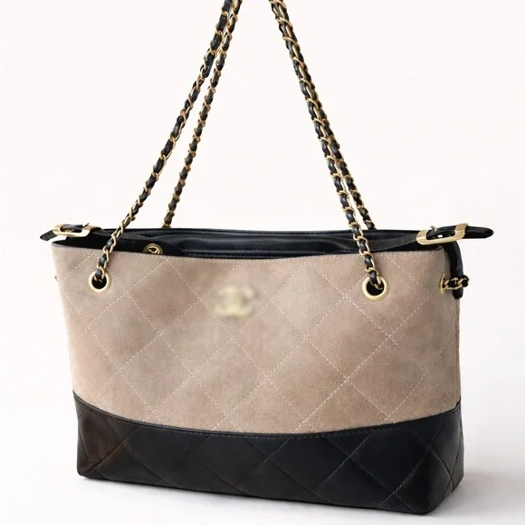 Elegant Black and Tan Quilted Women's Bag - Picture 1 of 4